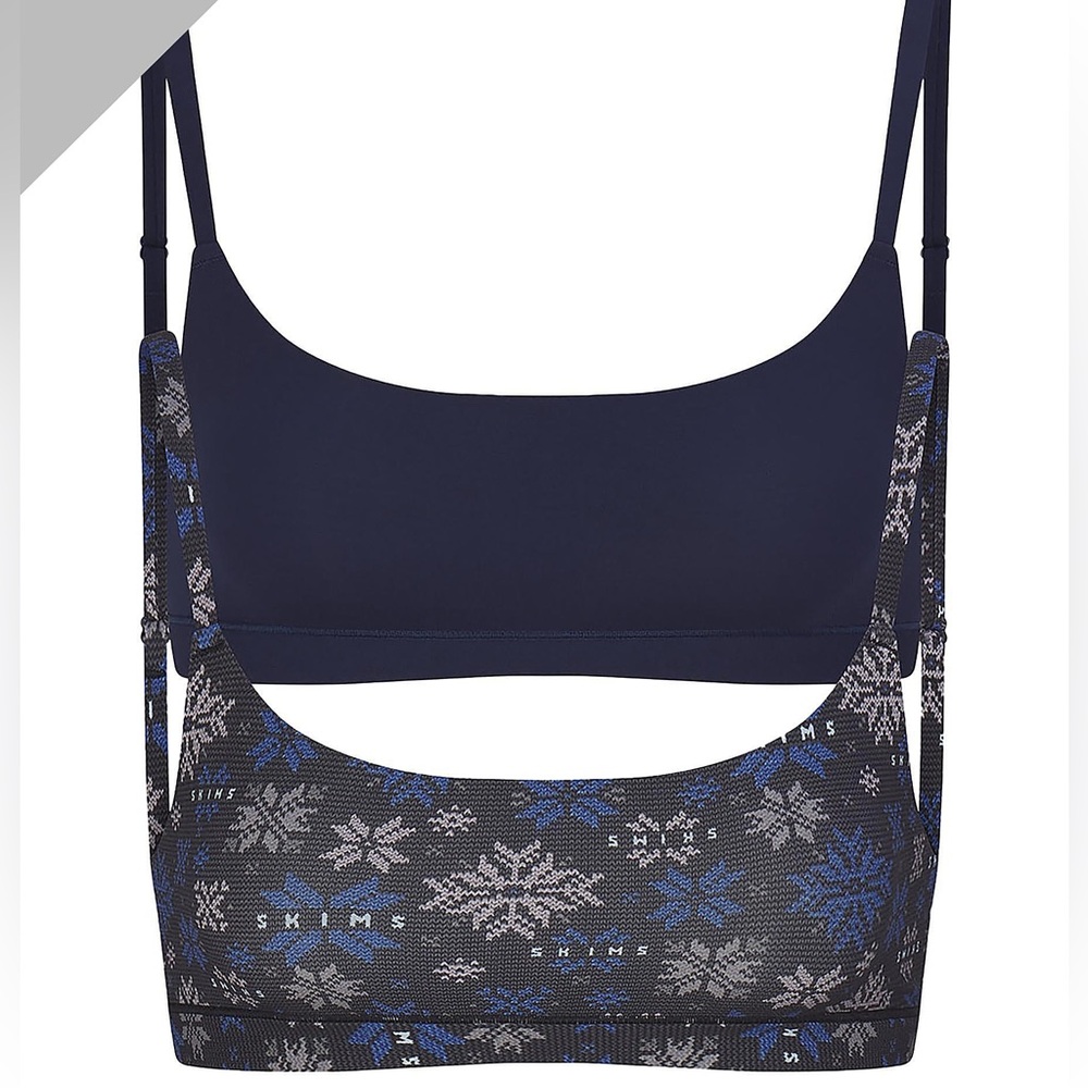 SKIMS fits everybody scoop bralette new!  - Navy and Black Snowflake small